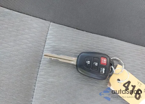 2017 Toyota Corolla Le из США, поврежденный, VIN 2T1BURHE4HC777588